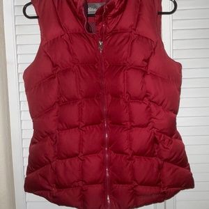 Eddie Bauer Puffer Vest Wine/Maroon color